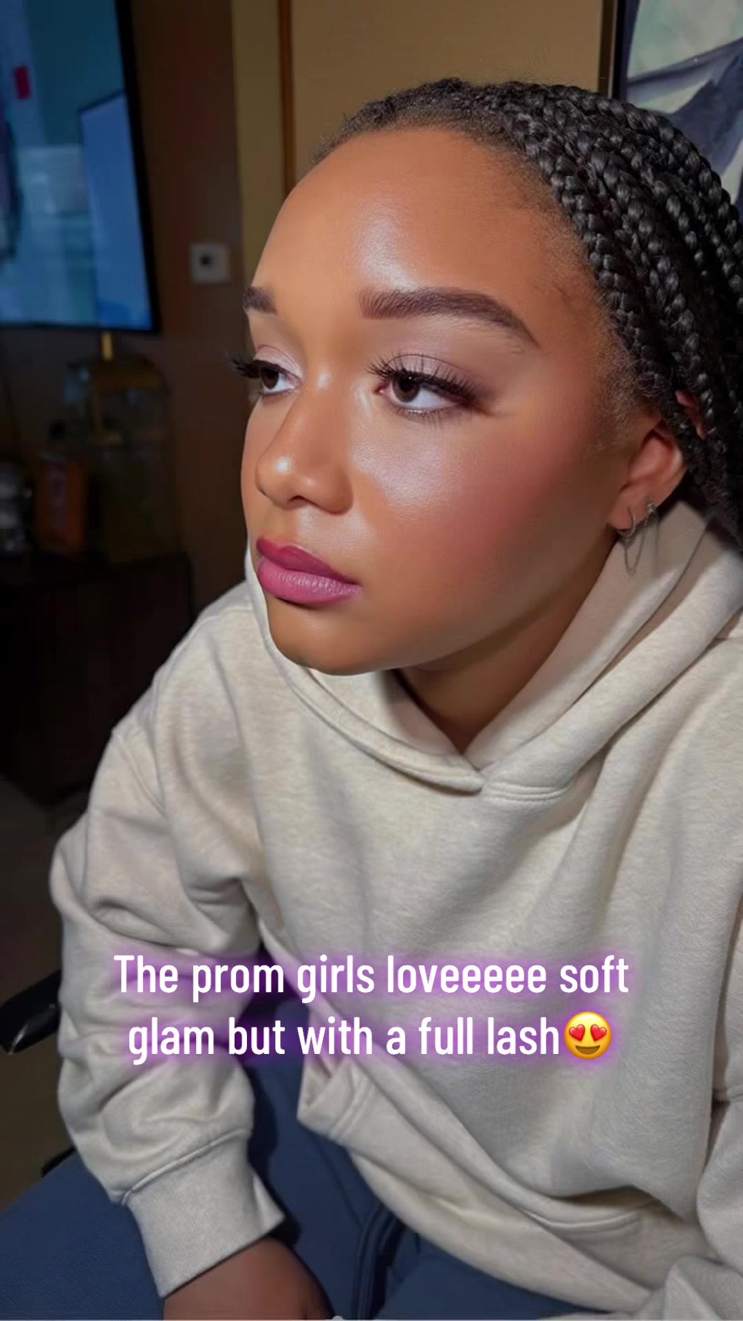 @makeupslayllc
