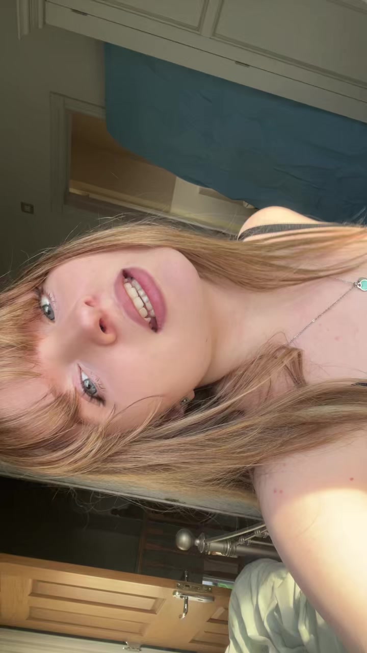 @Notchloe