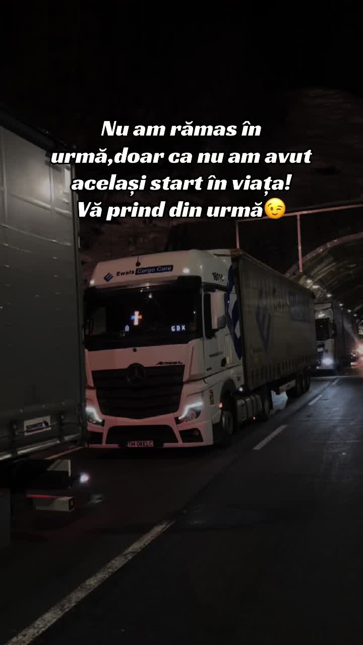 @𝓢𝓪𝓷𝓽𝓸𝓼