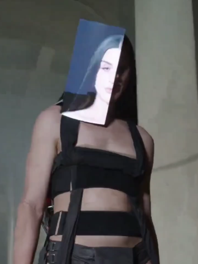 @★