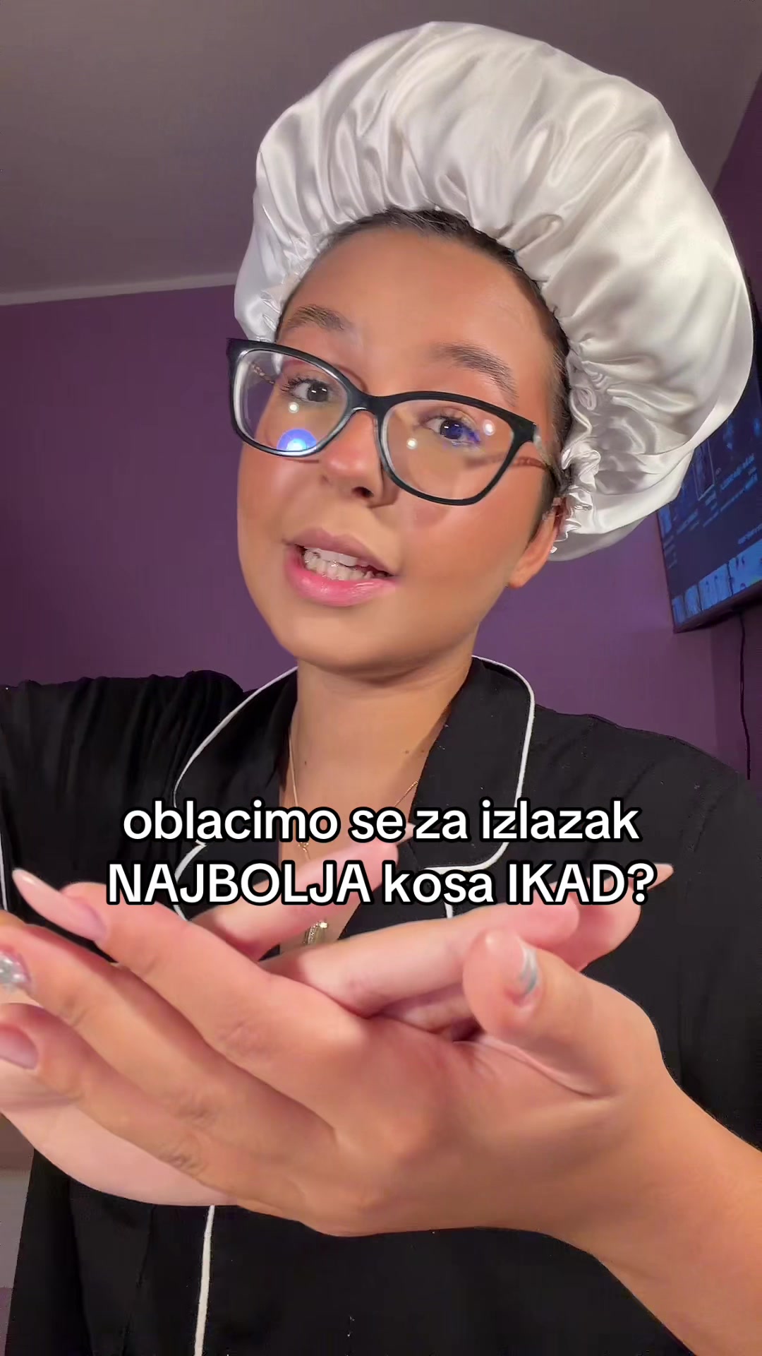 @Isidora