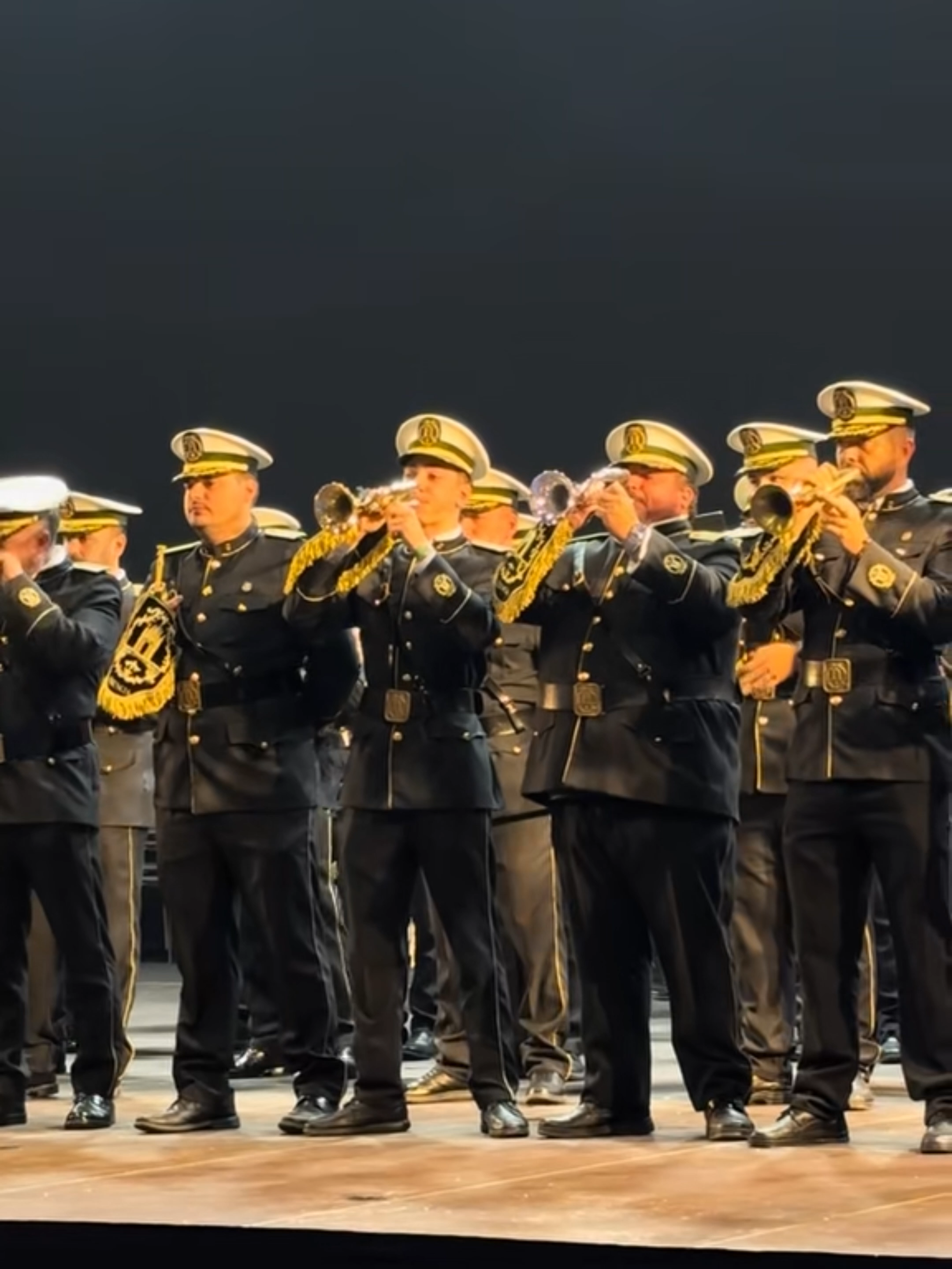@con1toquecofrade