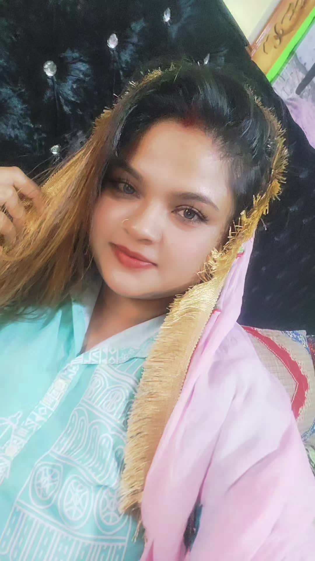 @MAAHI NEGI 👸