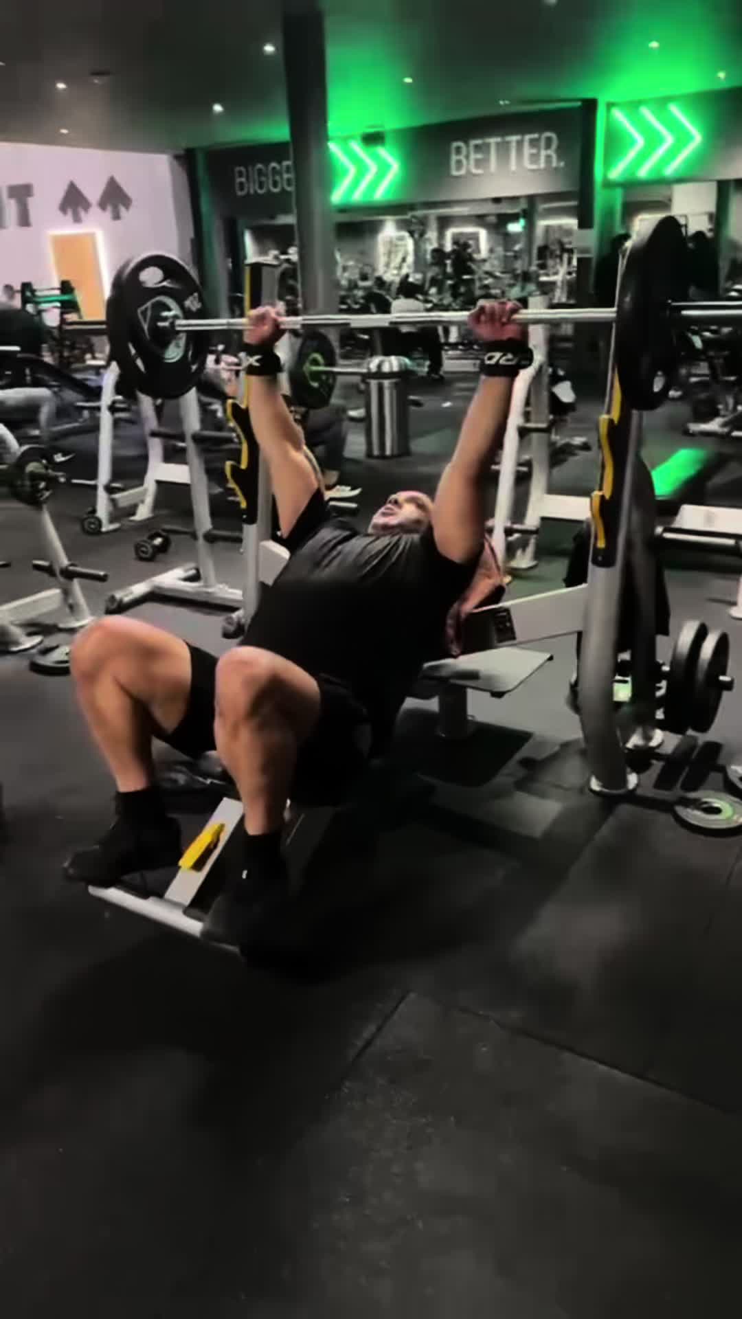 @FOODMONSTER333