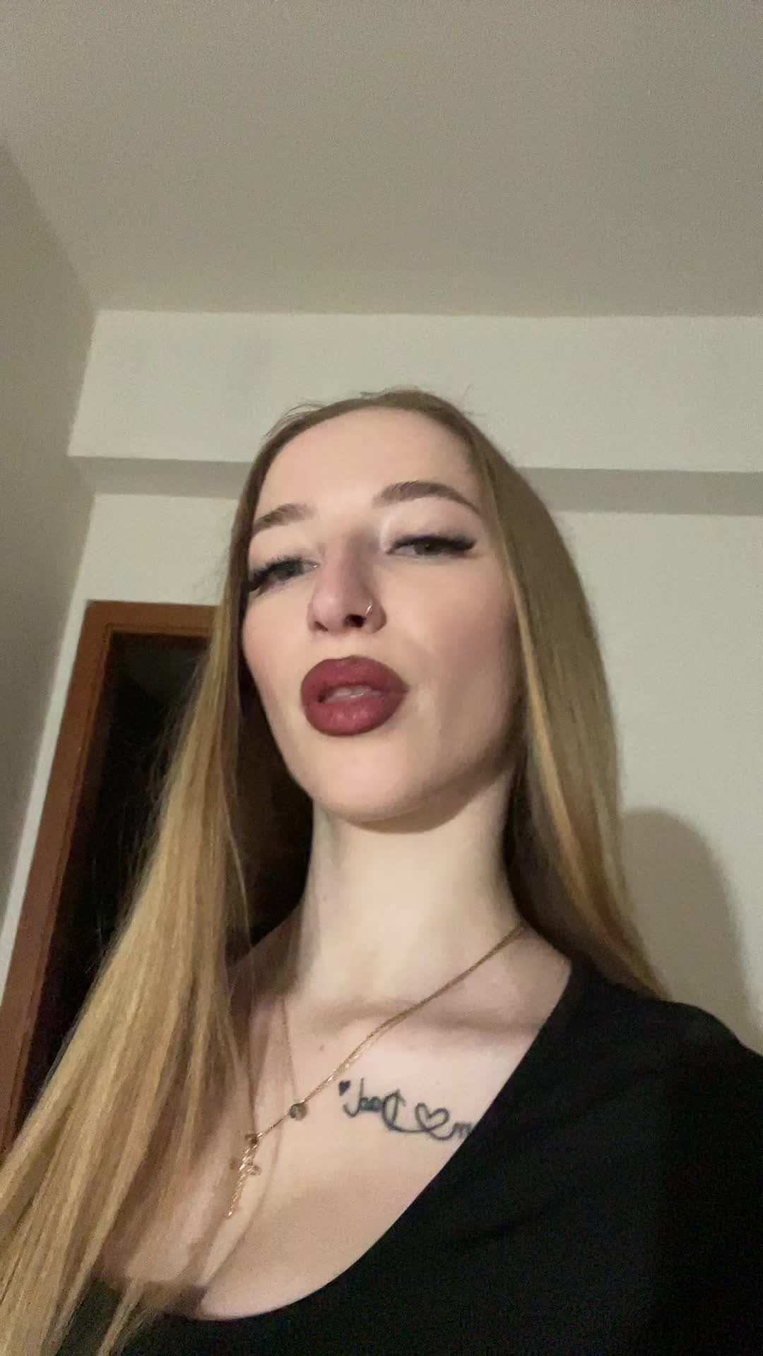 @Tzouliana🖤