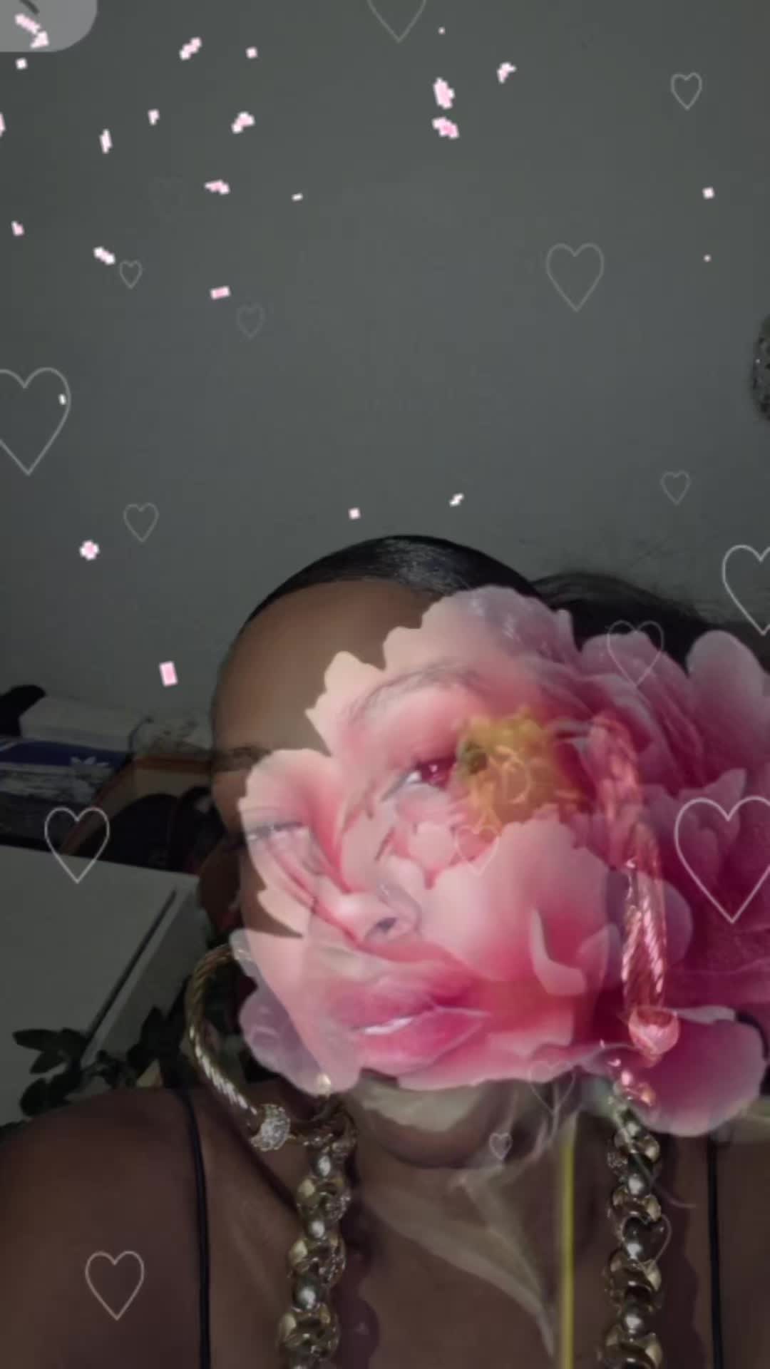 @CooleyQueen👑🇬🇧🇯🇲