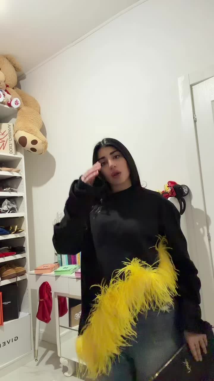 @♕