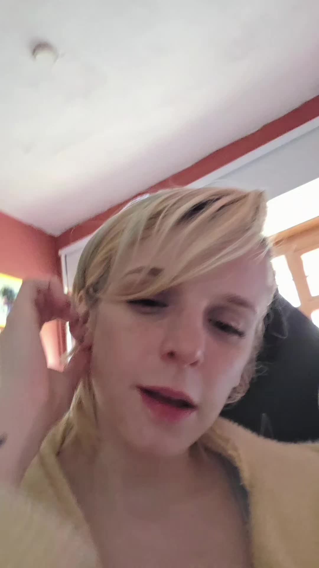 @RoseMagpie