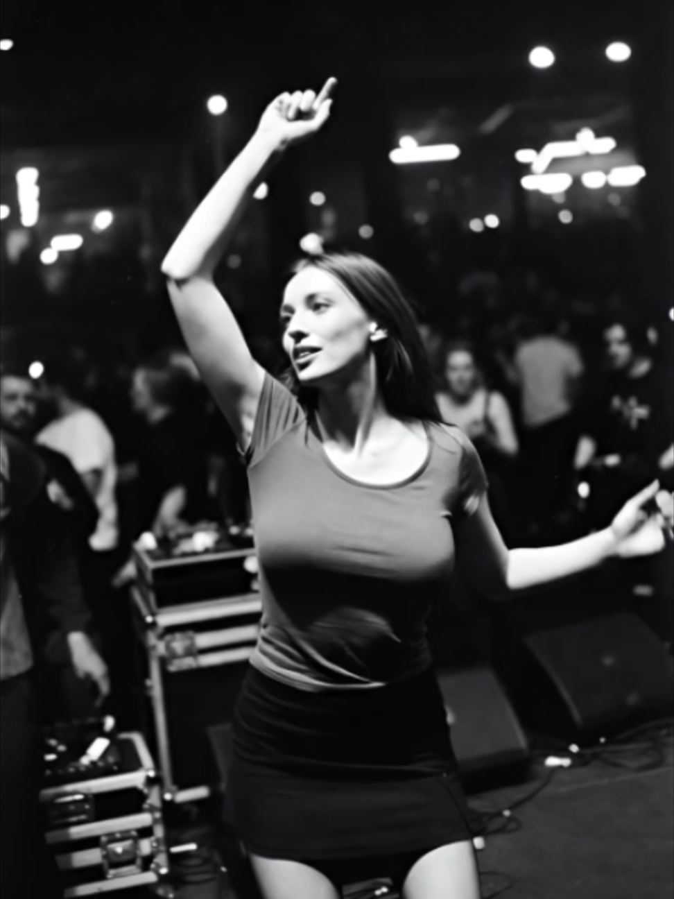 @girls dancing music