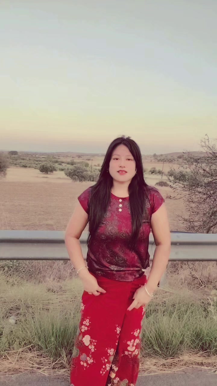 @Mimi🇨🇾🇳🇵