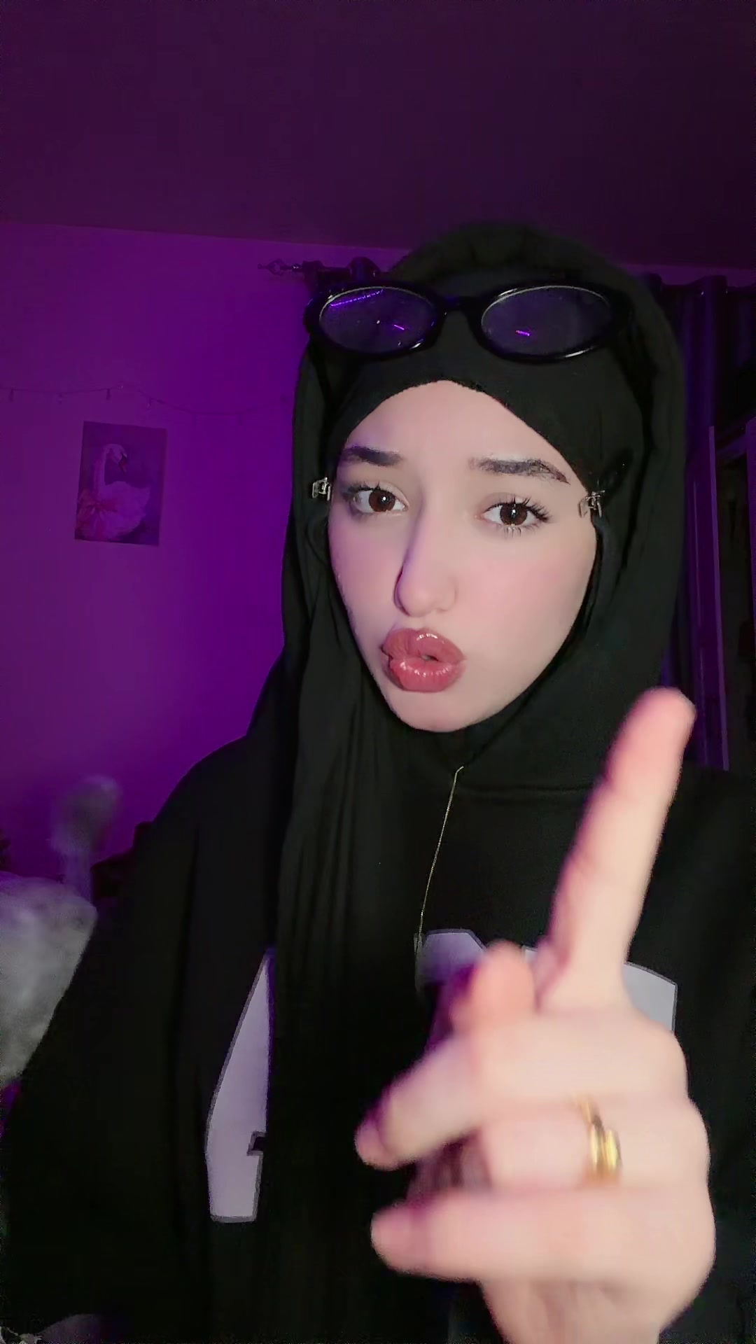 @ayax30012