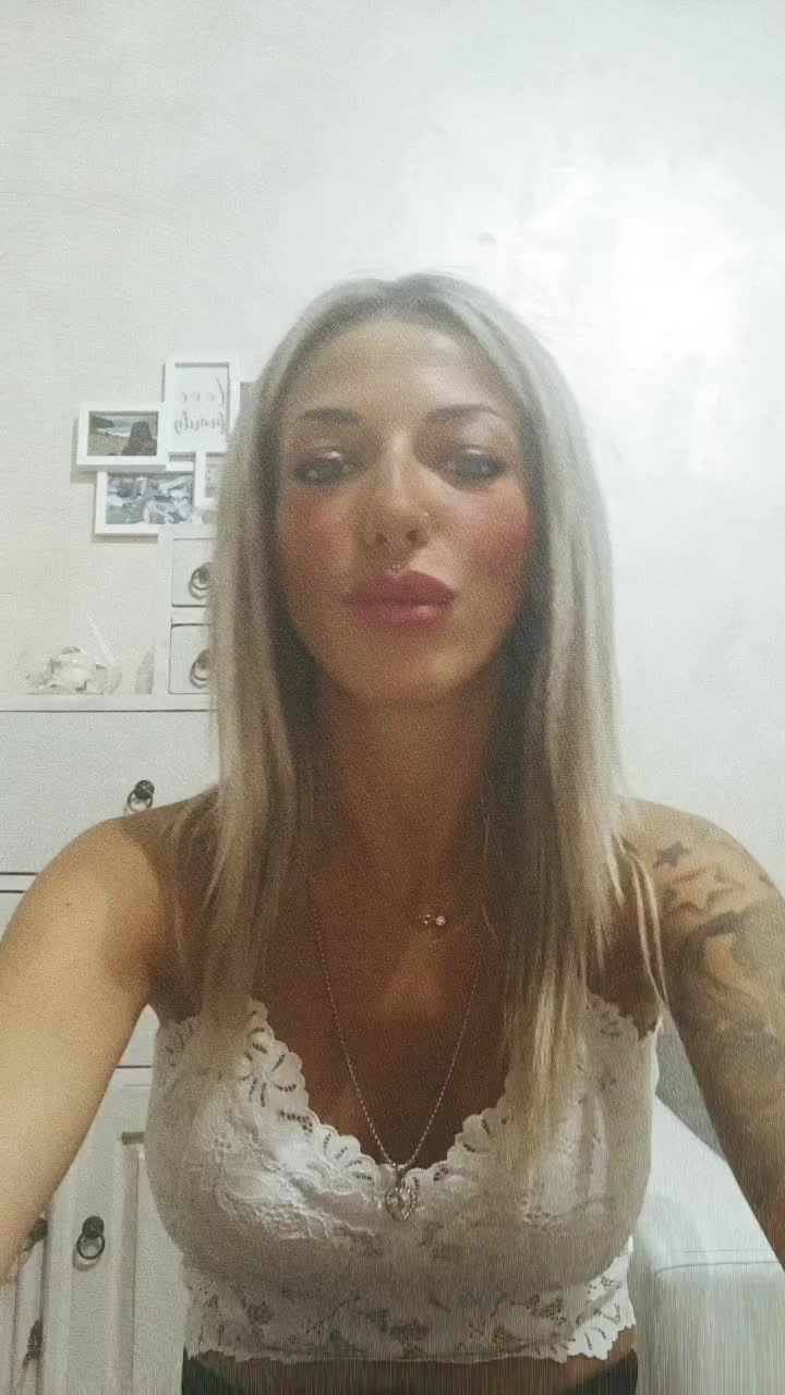 @biondina3087