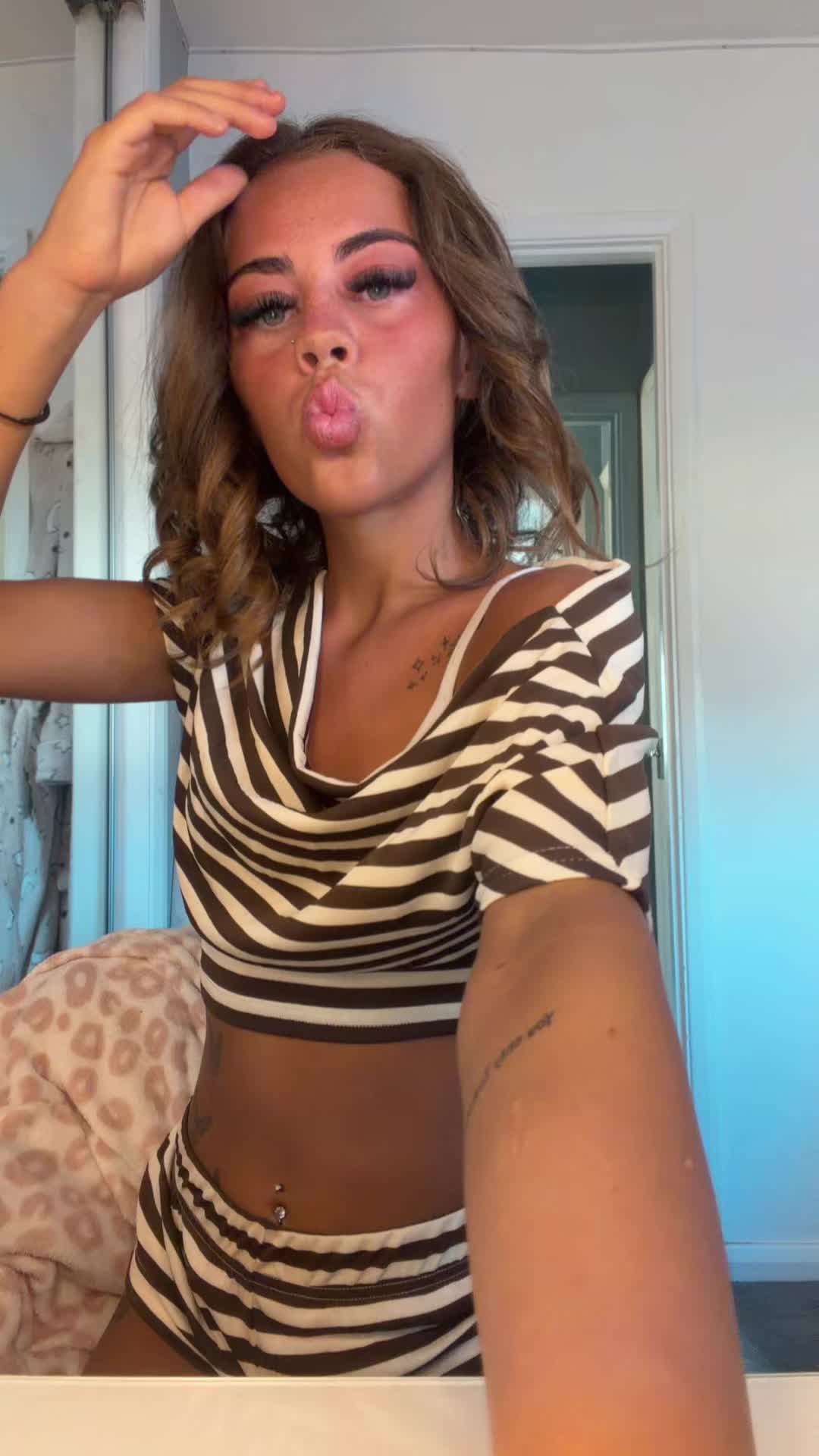 @lilylamptey