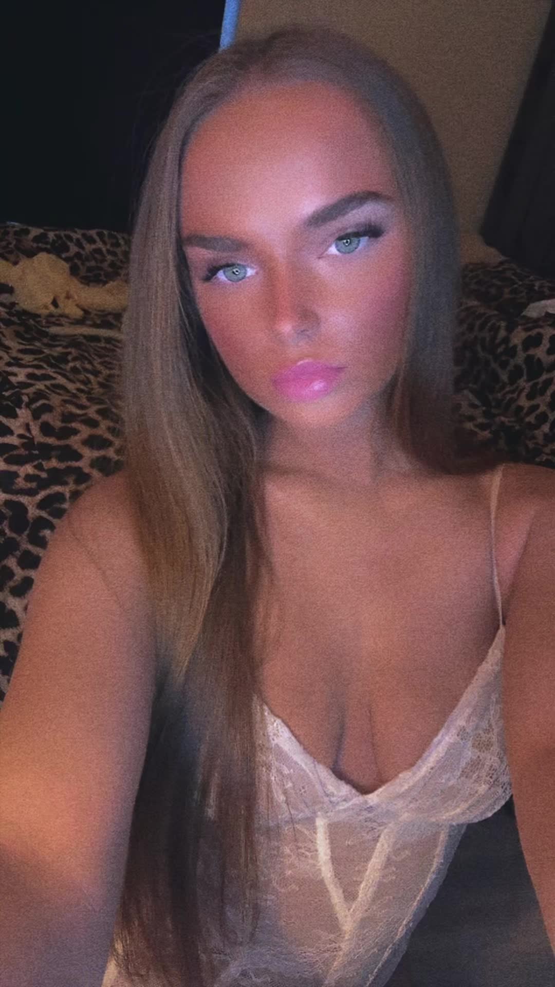@courtzthomp