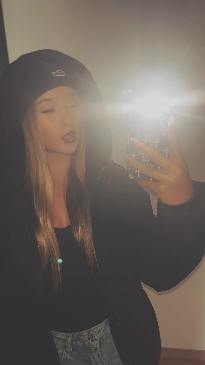 @𝑅𝑒𝒷𝑒𝒸𝒸𝒶