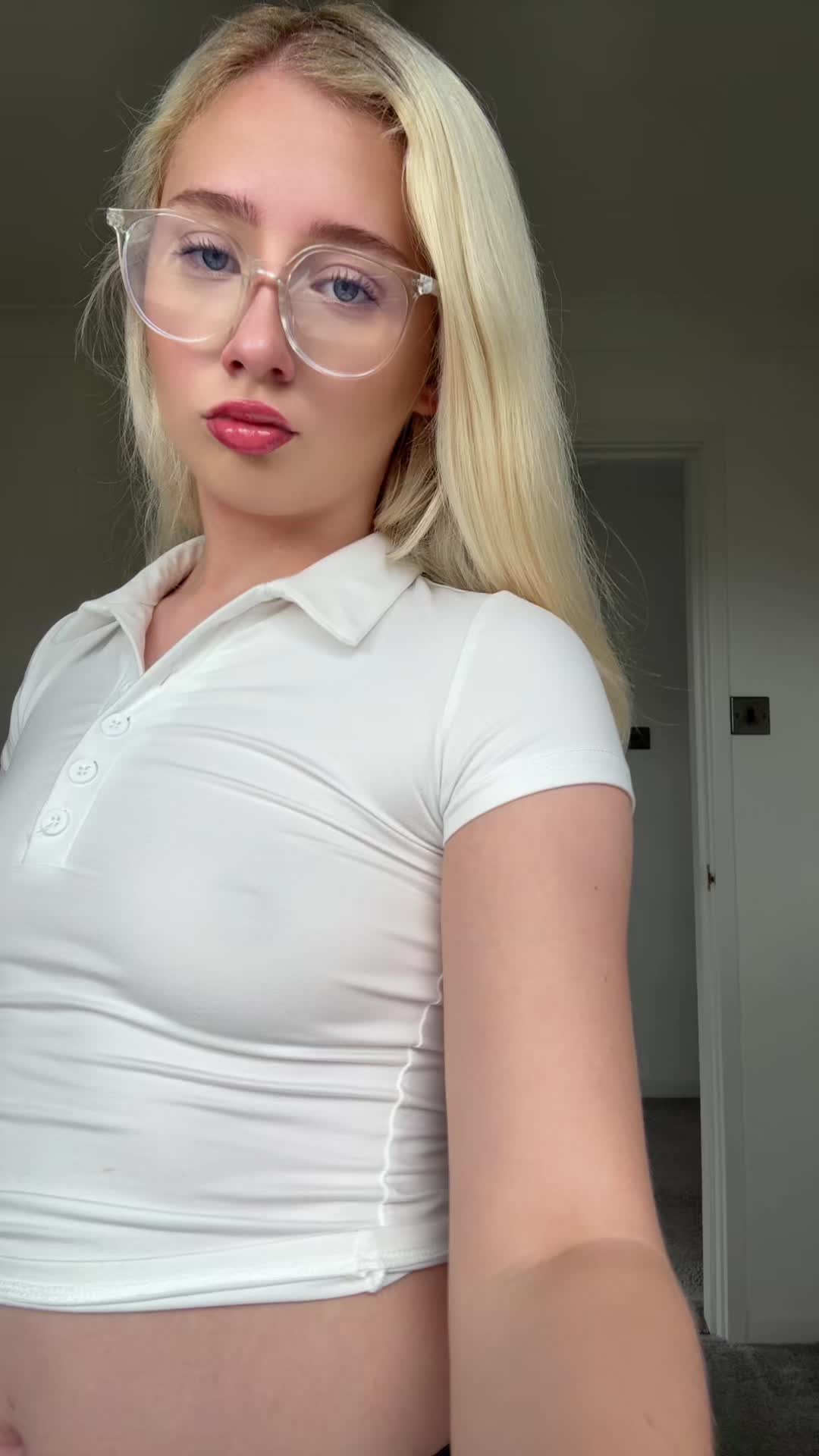 @harleymaeee2