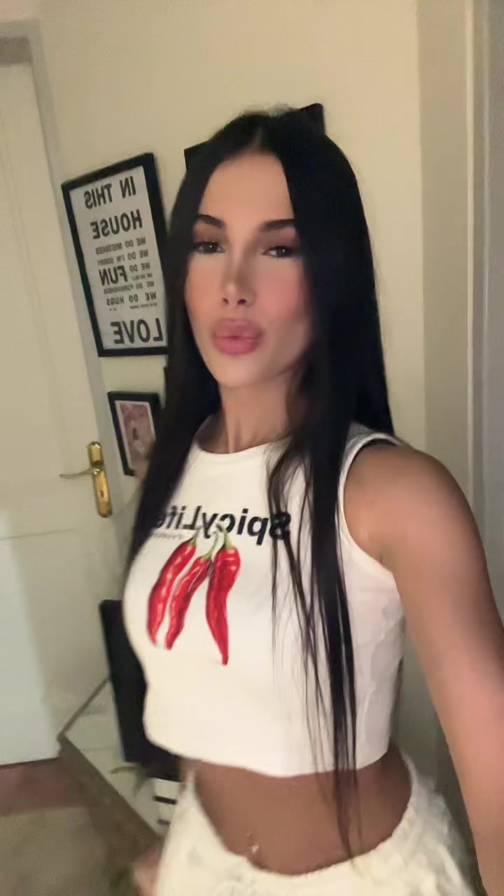 @saraborhann