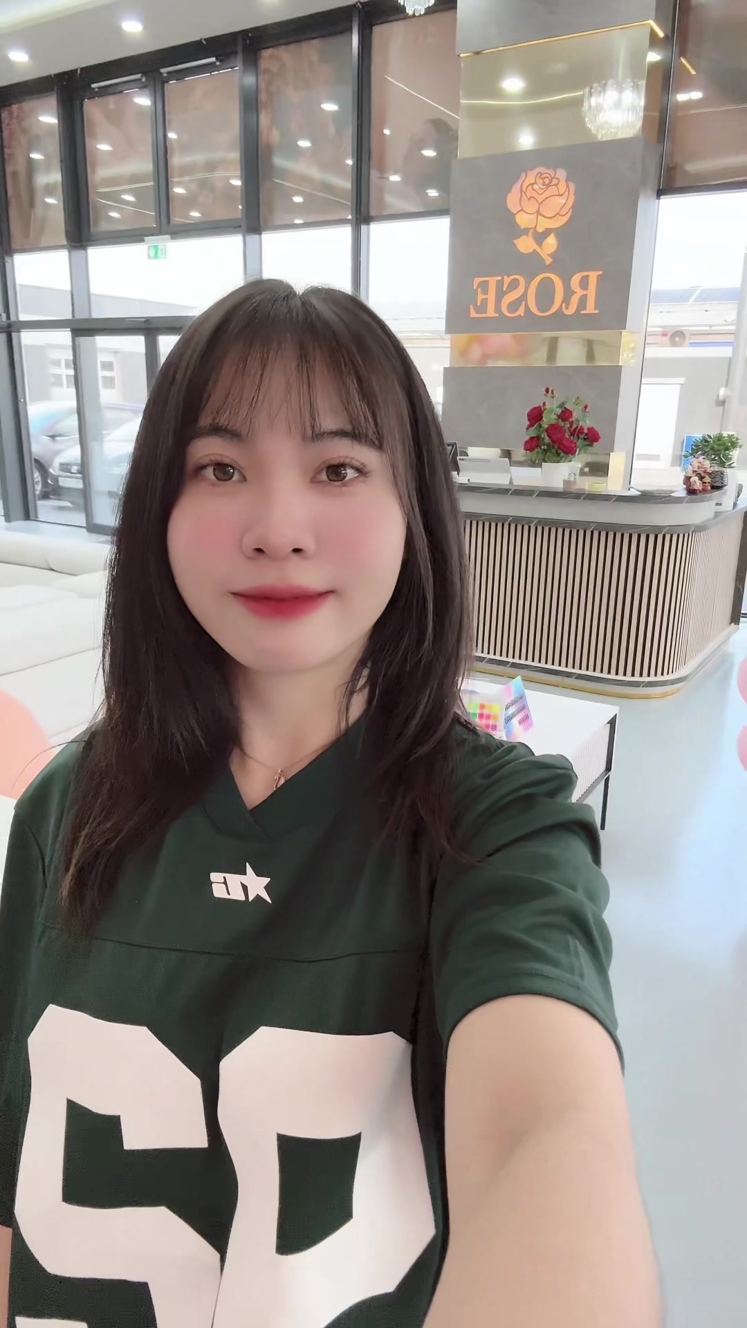 @Oanh Nana 🇻🇳🇯🇵🇨🇿