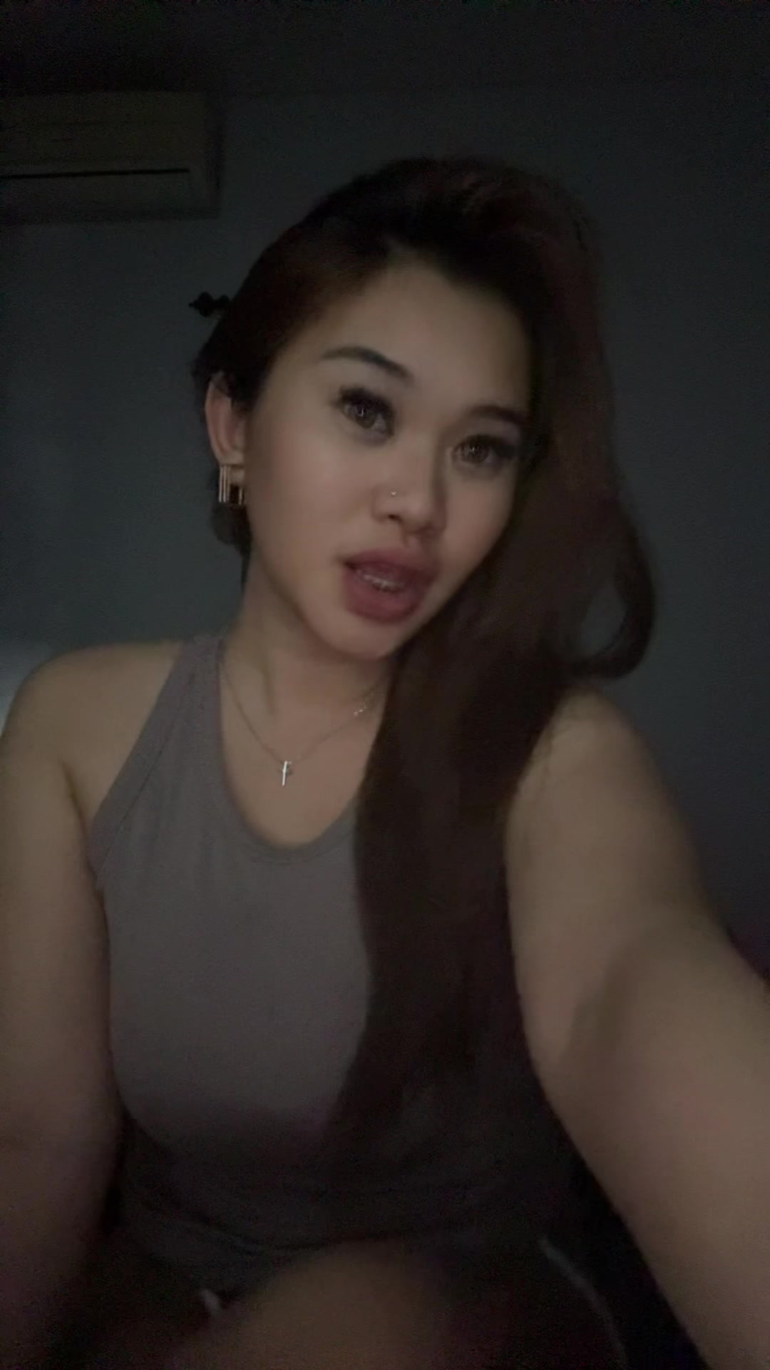 @Yaayos