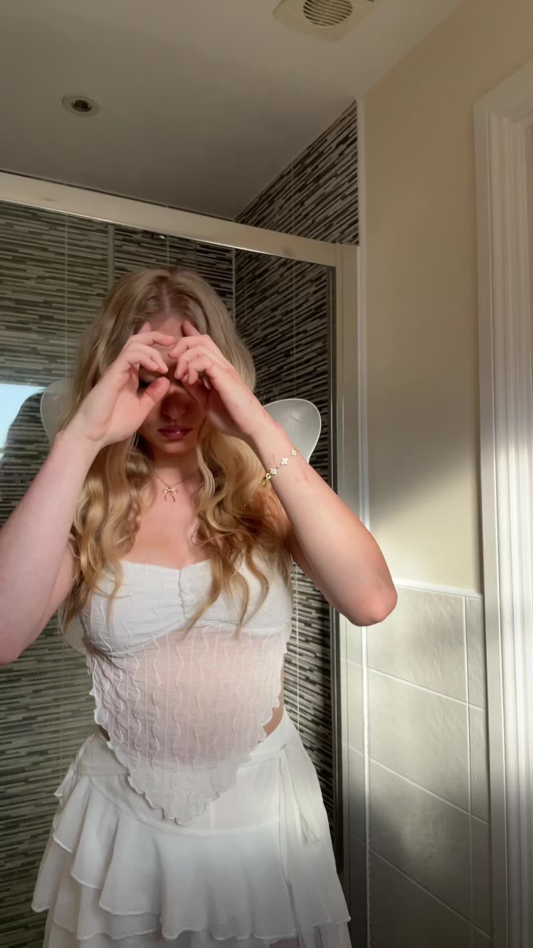 @Pheebs