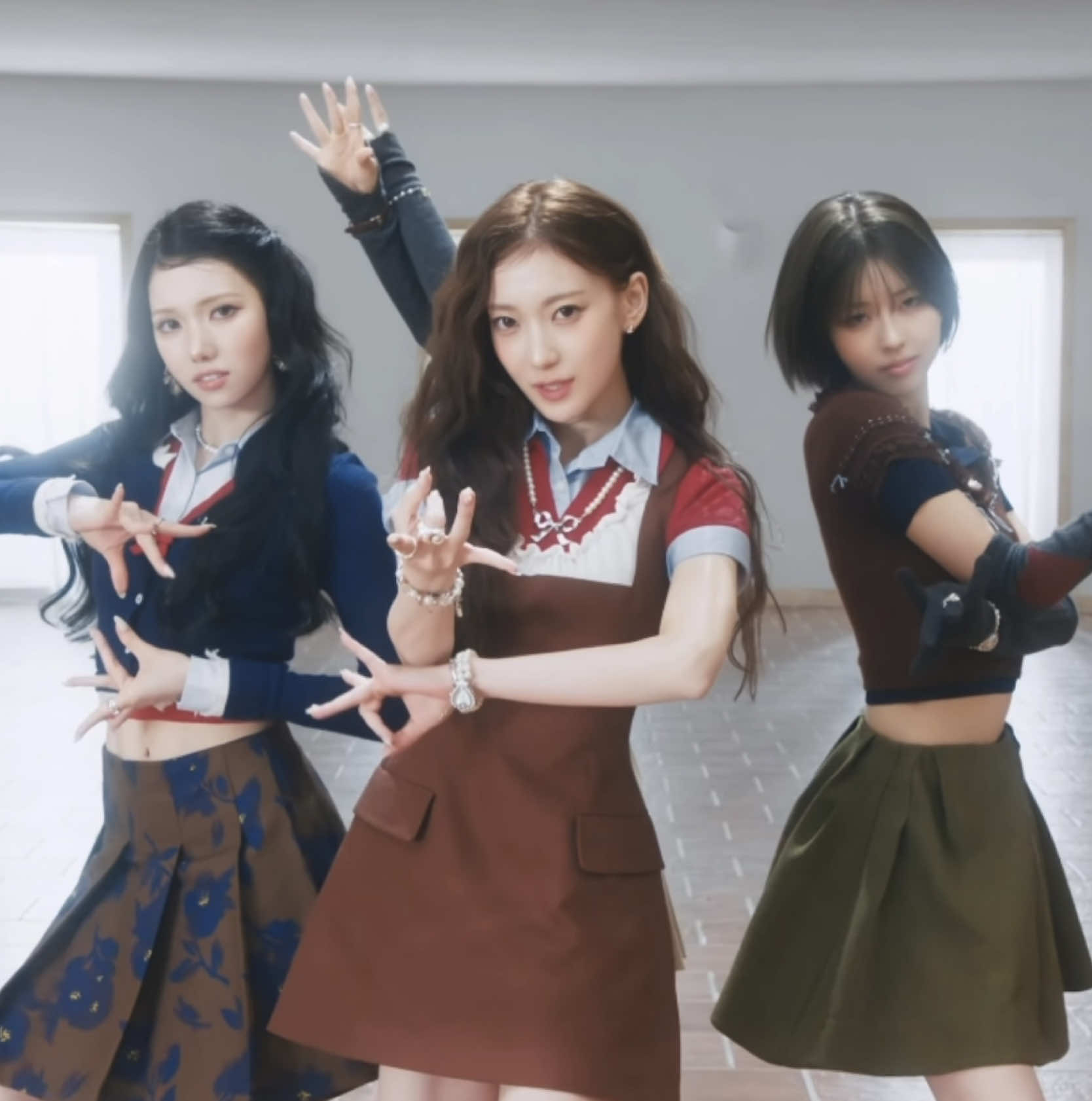 @K-pop Glitchcore