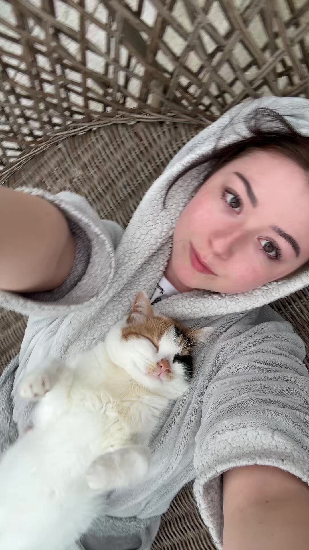 @sleepingbeauddie