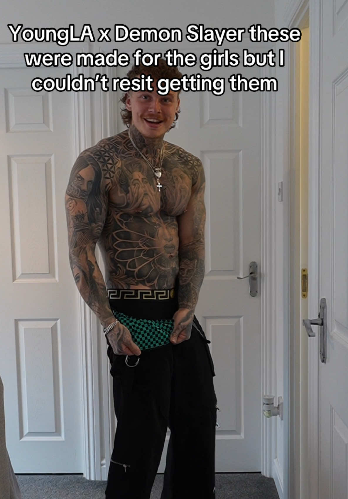 @Alister Sixx 🖤🦇