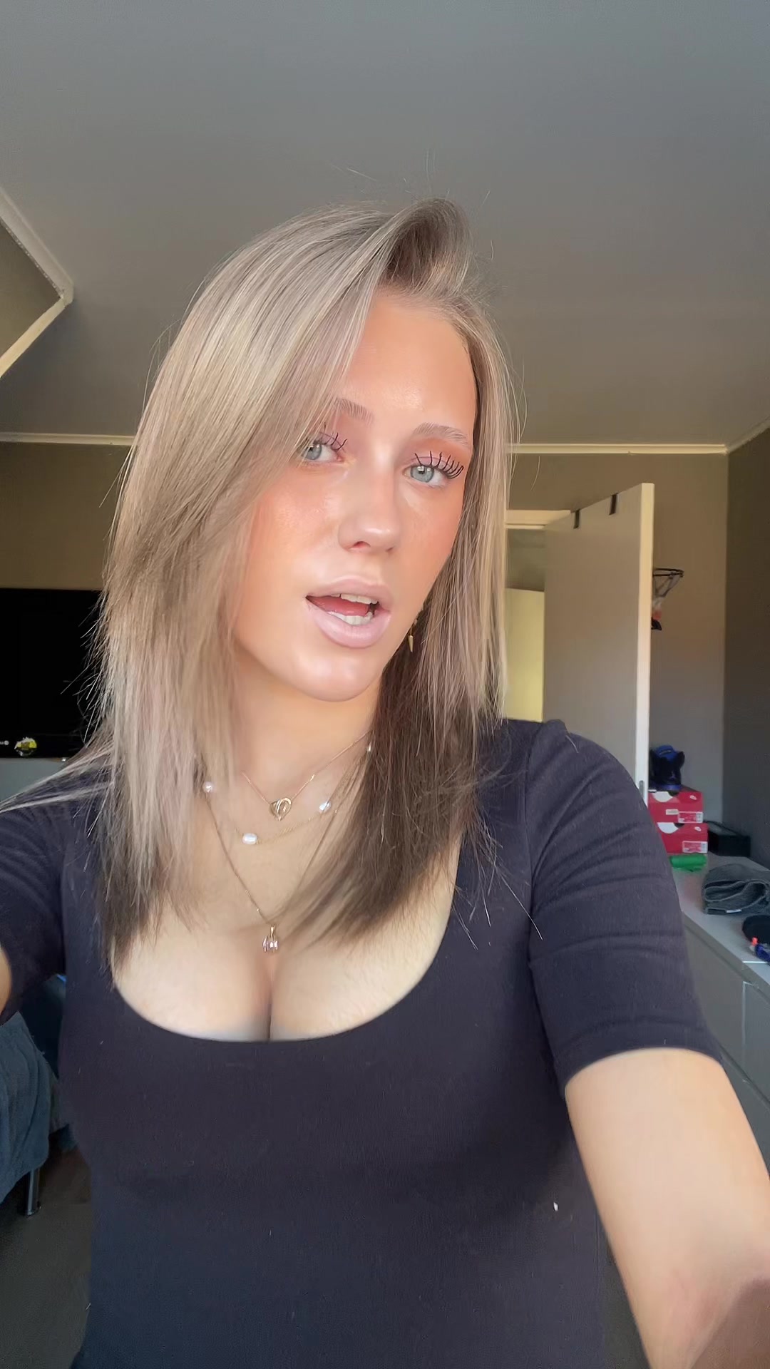 @😽