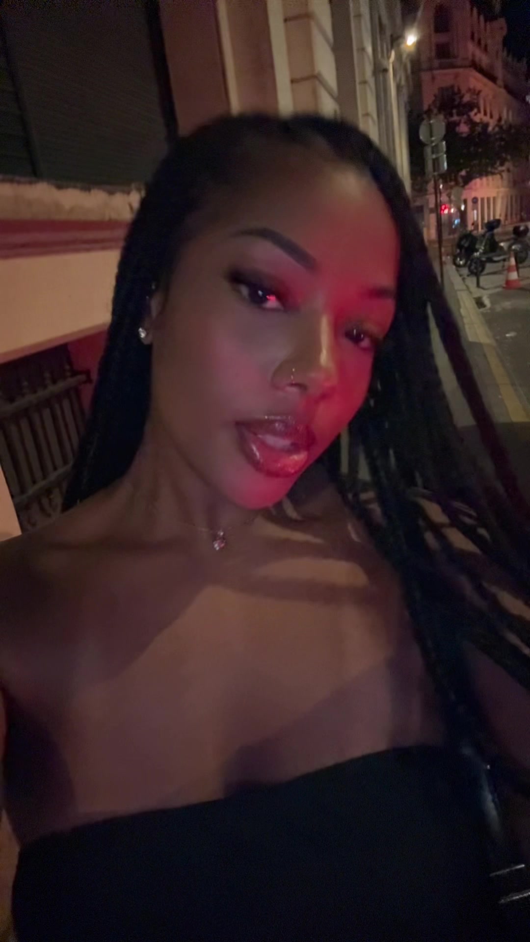 @Naomie