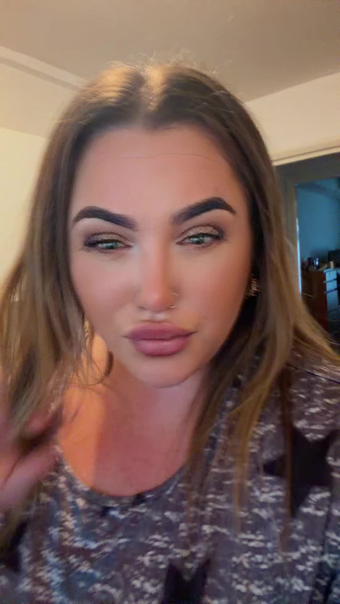 @carlajane1989