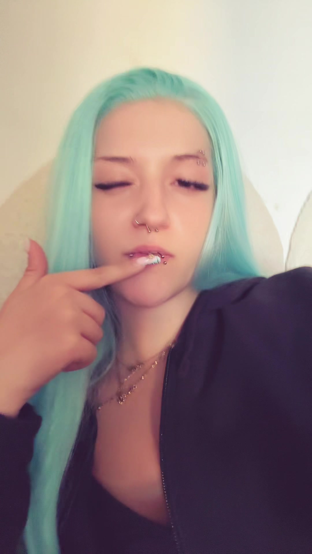 @dollishangel