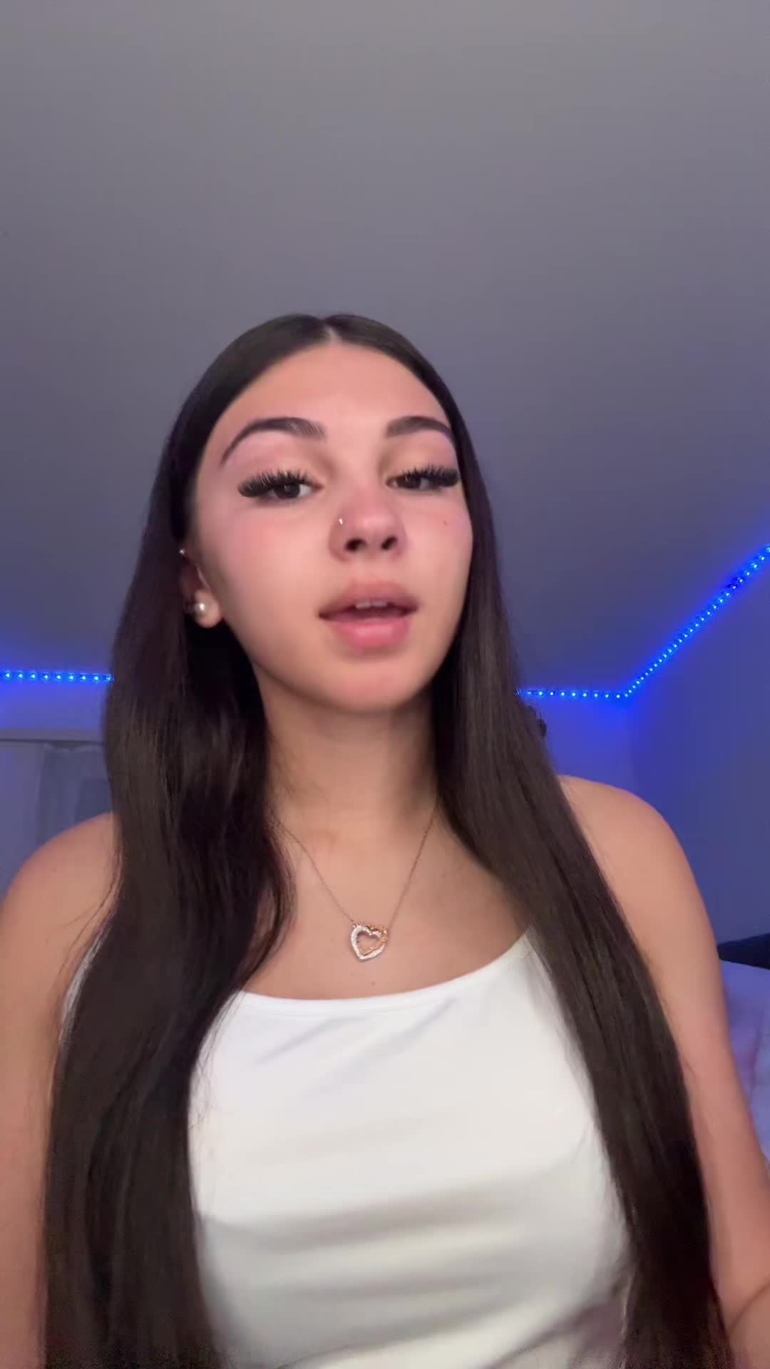 @Mayara
