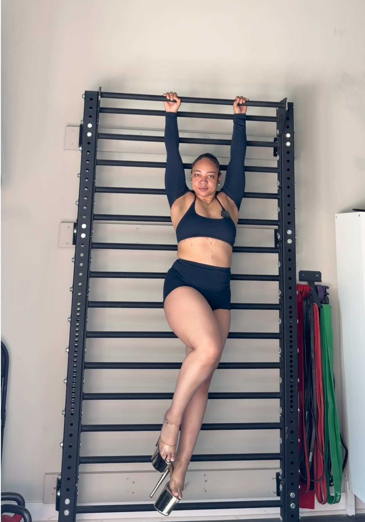 @Deyanajewel_