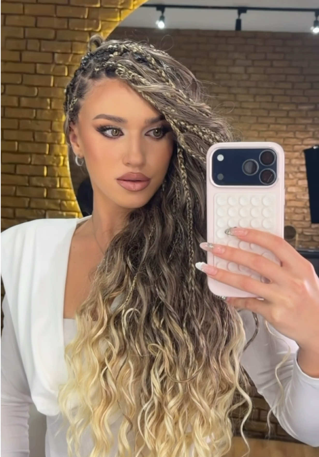@ioanaignatofficial