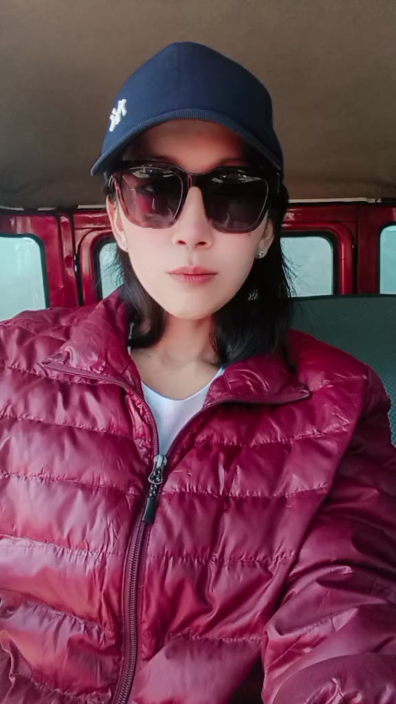 @Ayukbudiani