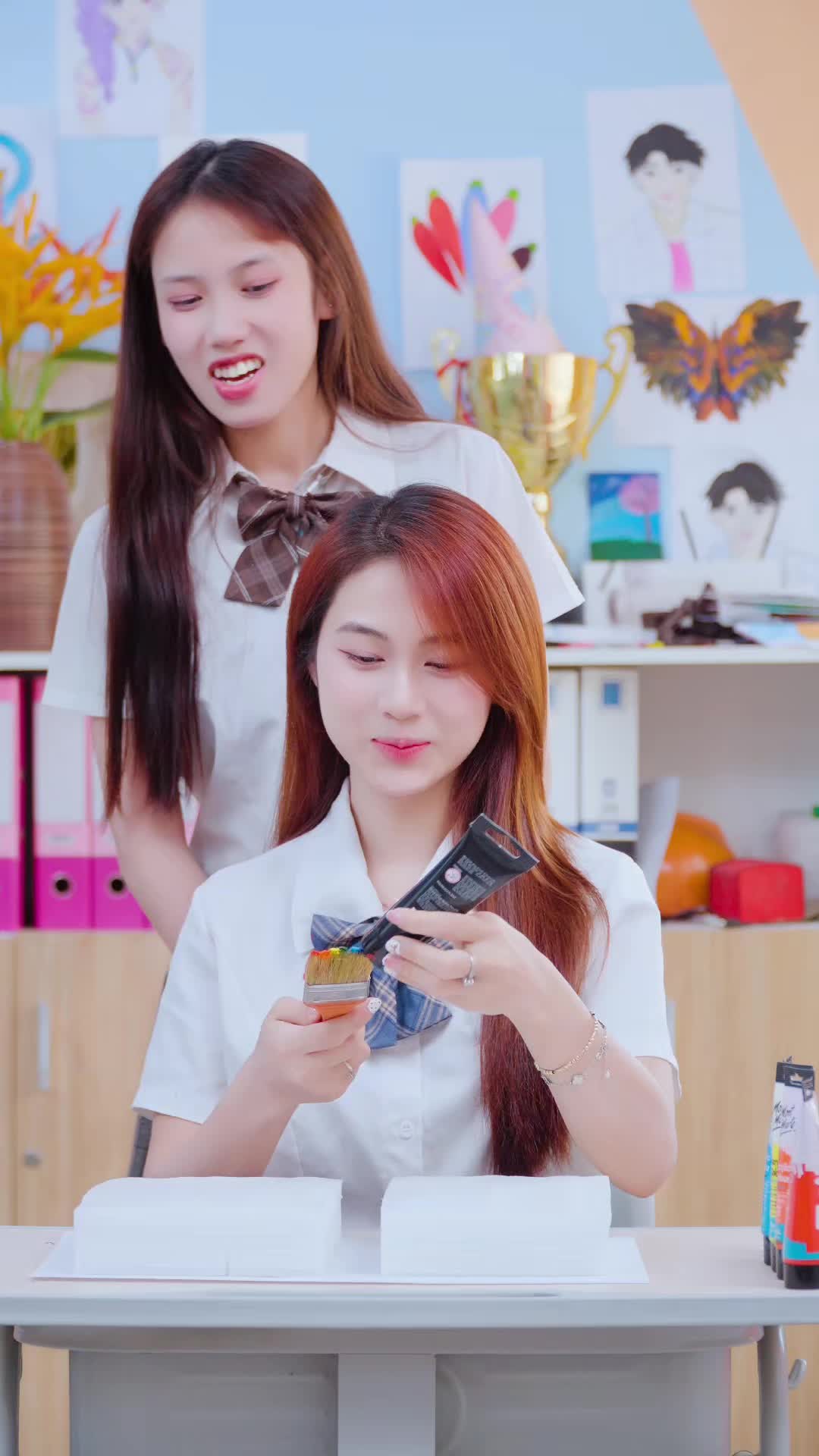@Cindy & Annie Sisters