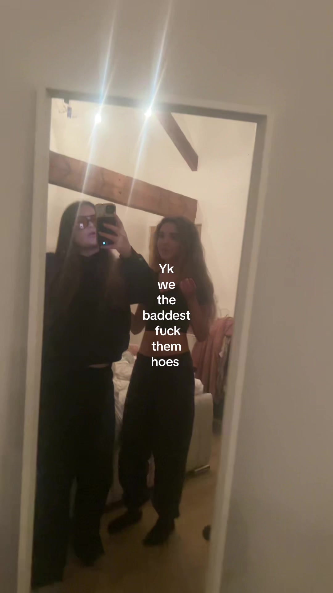 @Ava&soph