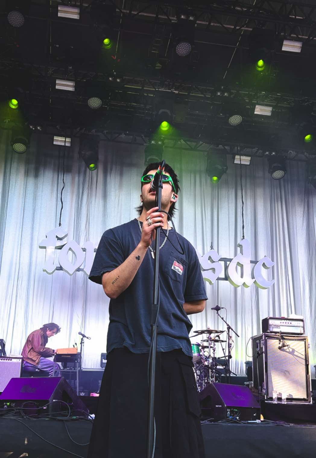 @M