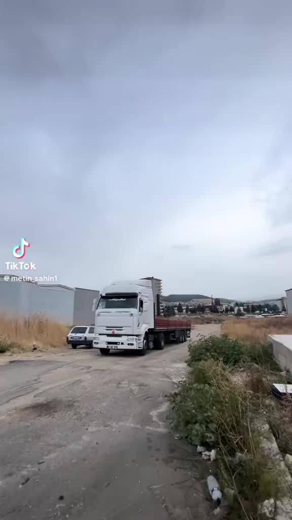 @&Ouml;mer Sayın🇹🇷