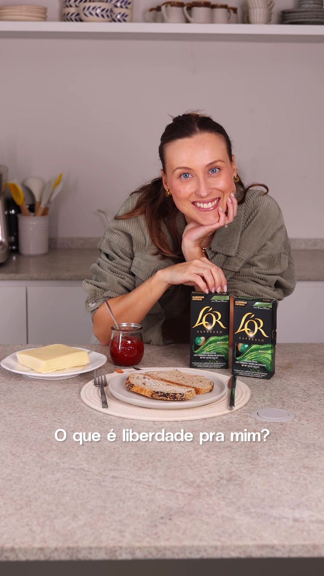 @Luísa Colombi