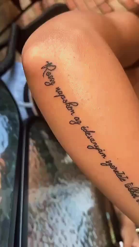 @Virginiaa. 😛