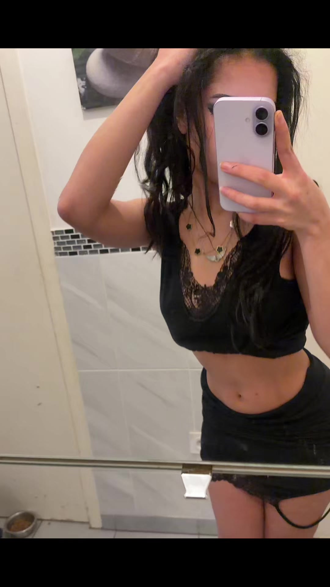 @holy_mavish