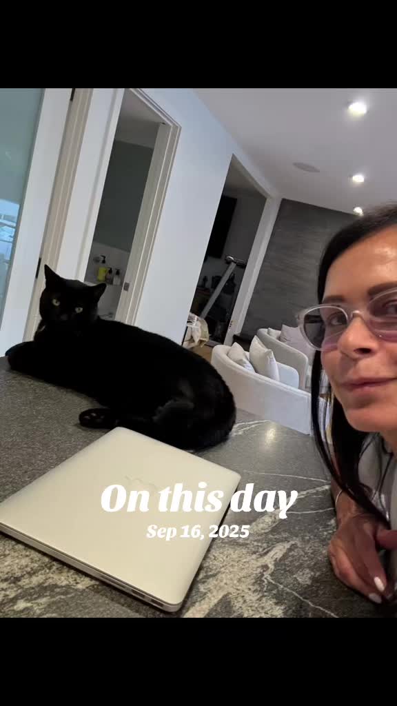 @Oscar Jeremy the cat!