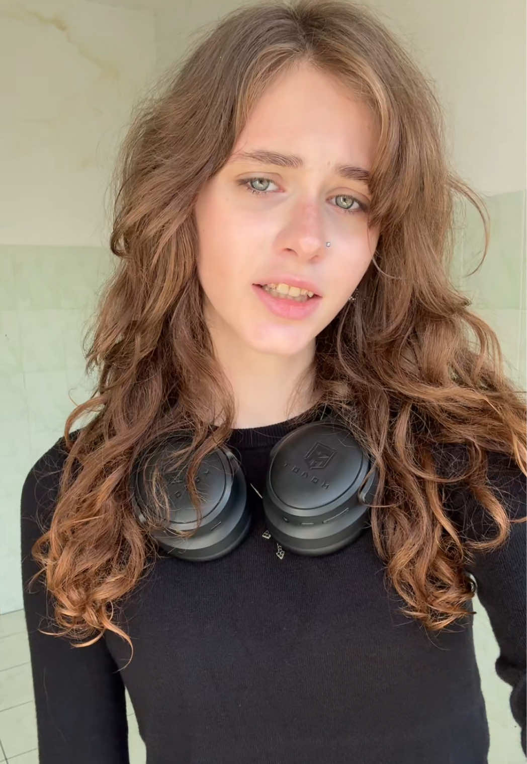 @lisà f