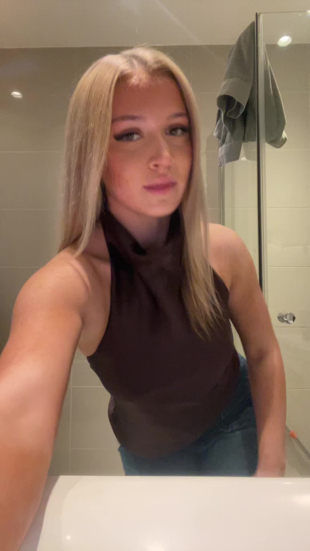 @gabrielev09_