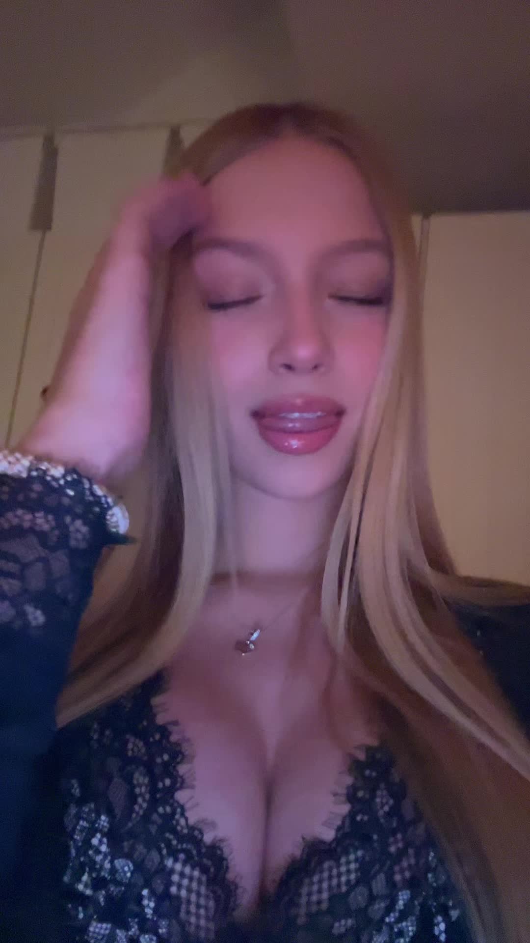 @Anna✨🪩