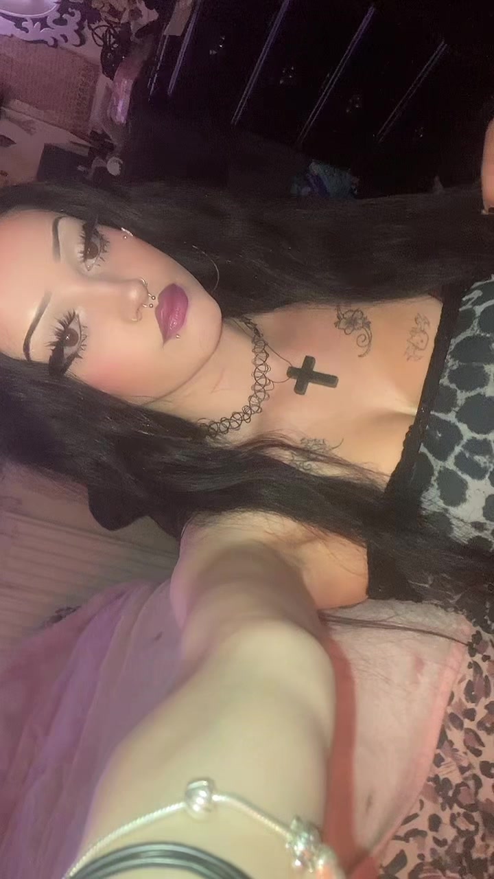 @🕷️