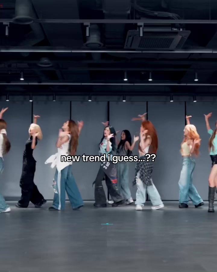 @🫧
