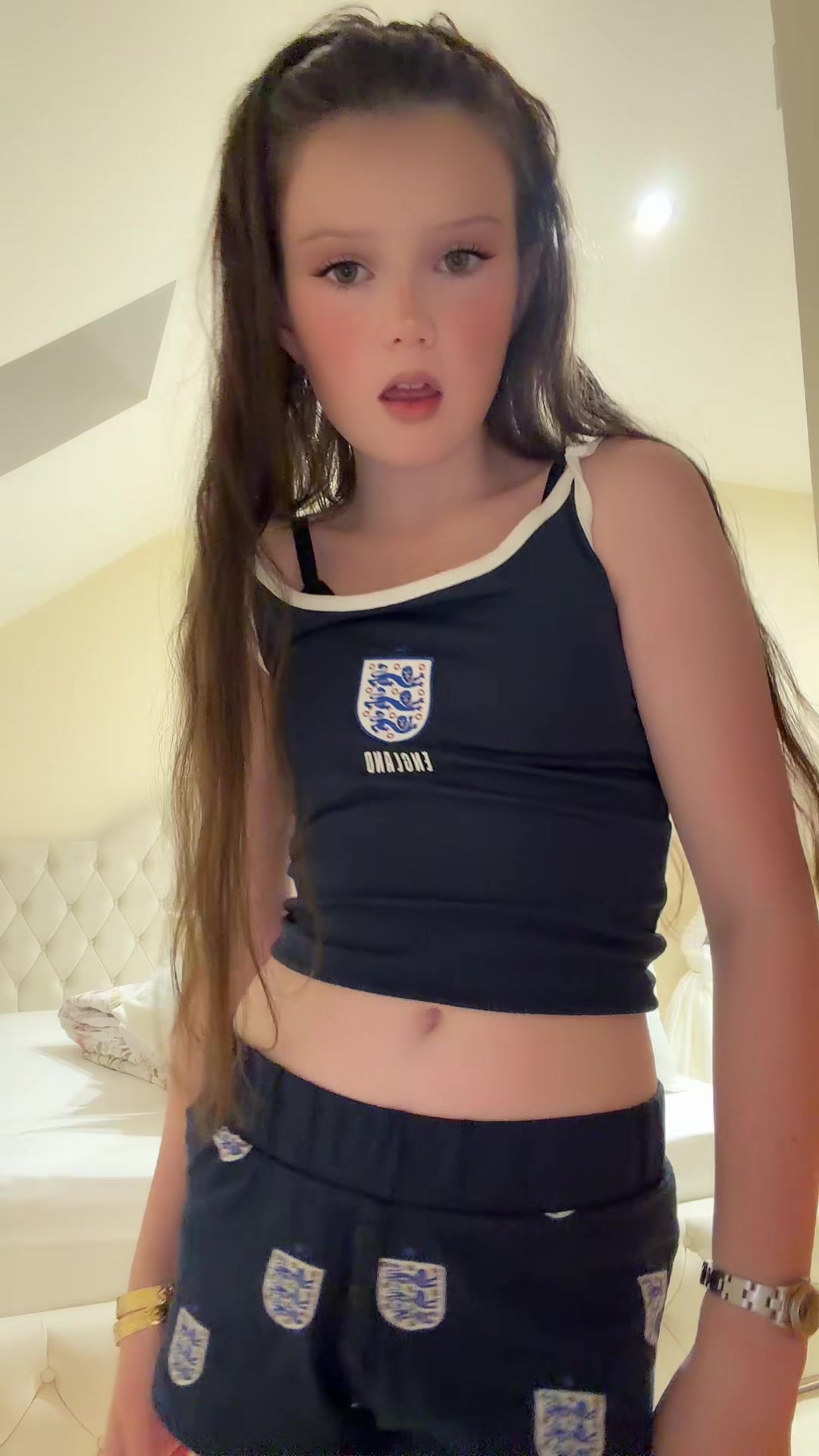 @𝓒𝓻𝔂𝓼𝓽𝓪𝓵 𝓭𝓸𝓱𝓮𝓻𝓽𝔂
