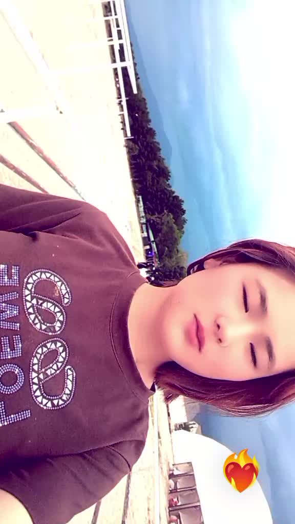 @Zizi✨